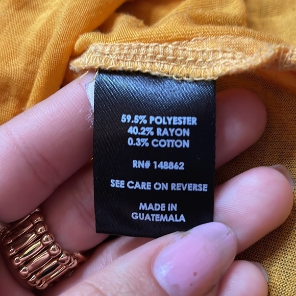 TORRID‎ Relaxed Fit Premium Boyfriend Tee - Picture 4 of 5